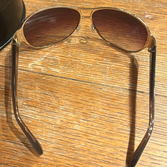 Marc Jacobs Sunglasses - Picture 6 of 8